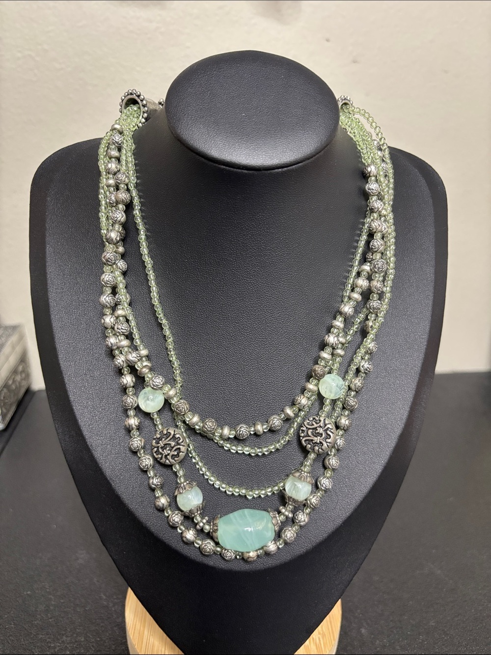 Premier Designs Mixed Media Stone Acrylic Layered Beaded Necklace